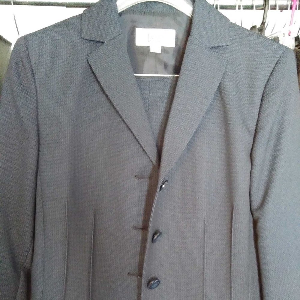 Le Suit Pants Suit